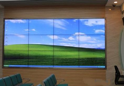 蕲春液晶拼接屏的另类用法。